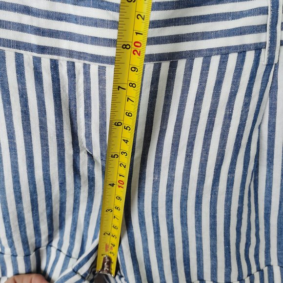 Express navy and white striped shorts NWOT - Picture 10 of 11